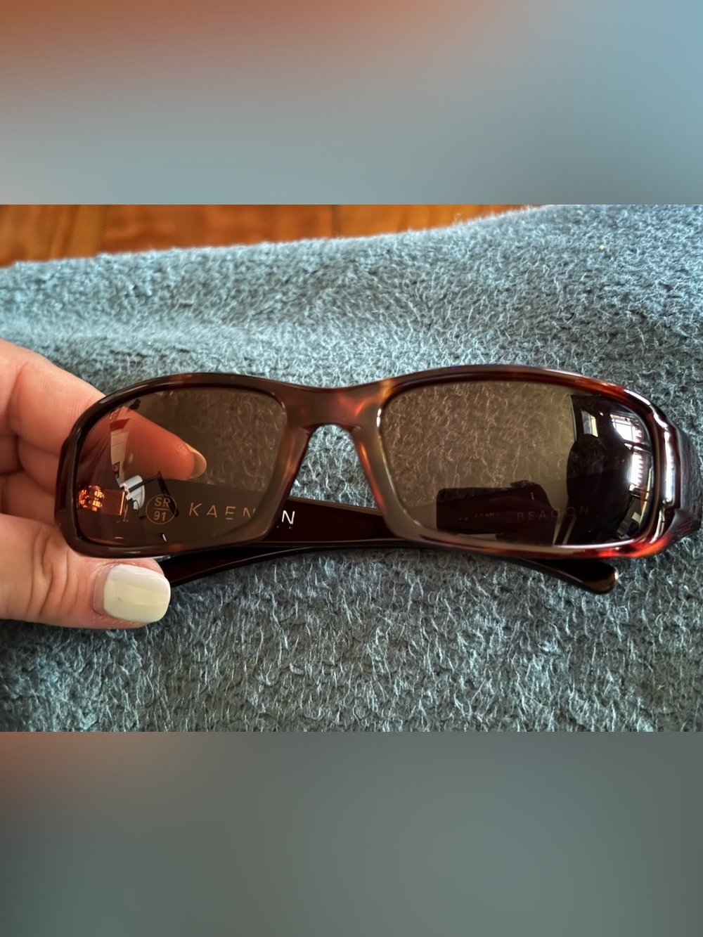 Kaenon Women’s Brown Tortoise Rectangle Polarized Sunglasses - Picture 2 of 11